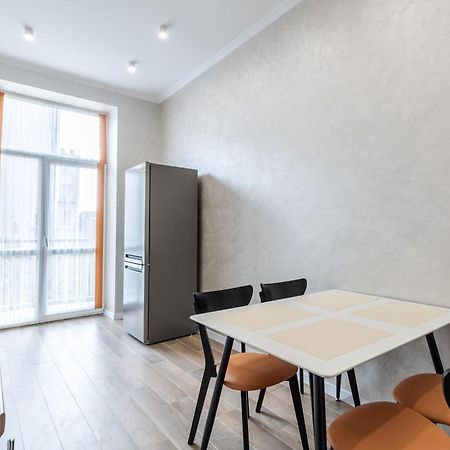 Inshiapartments On Liberty Avenue 2 Лвив Екстериор снимка