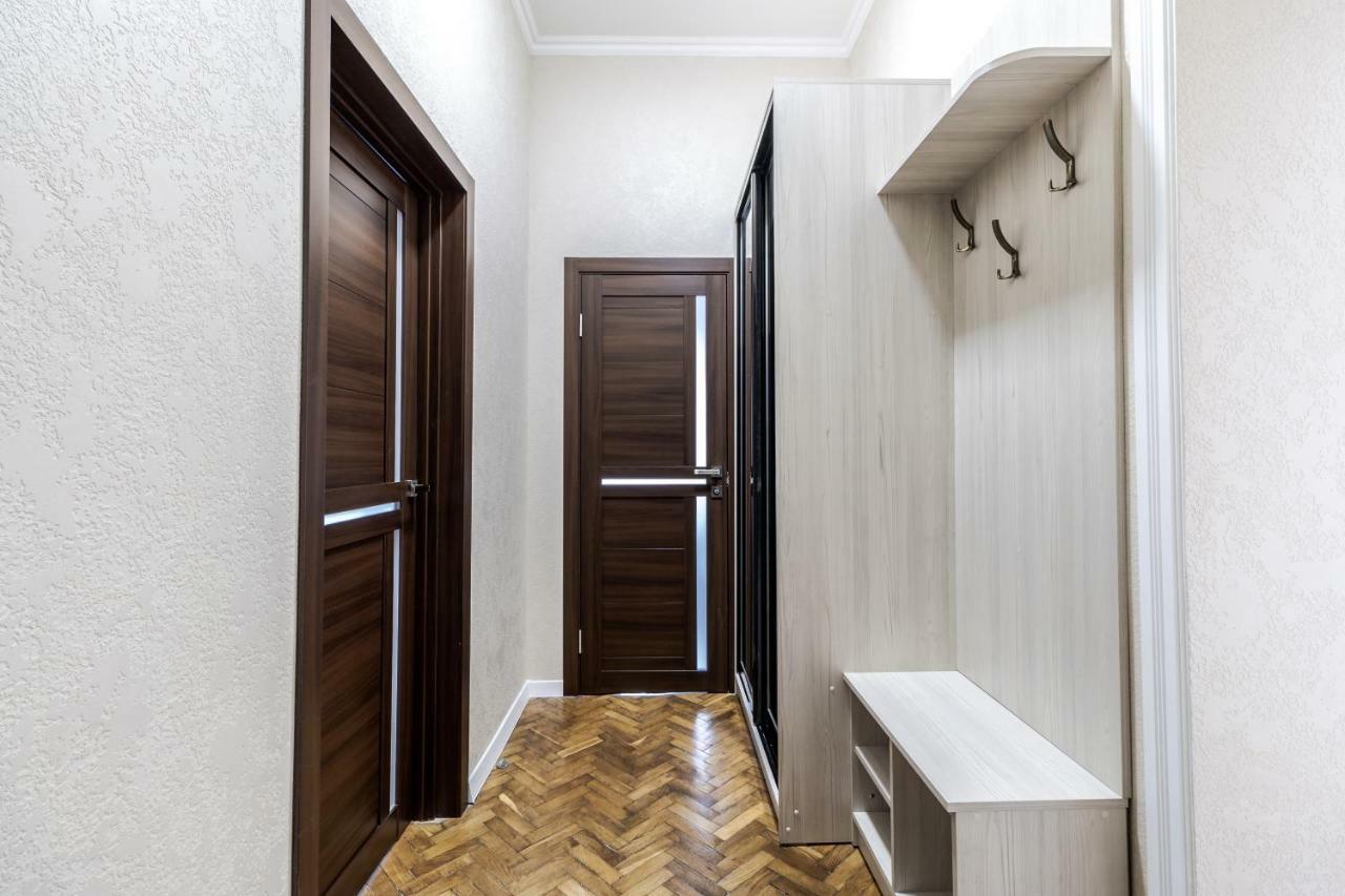 Inshiapartments On Liberty Avenue 2 Лвив Екстериор снимка