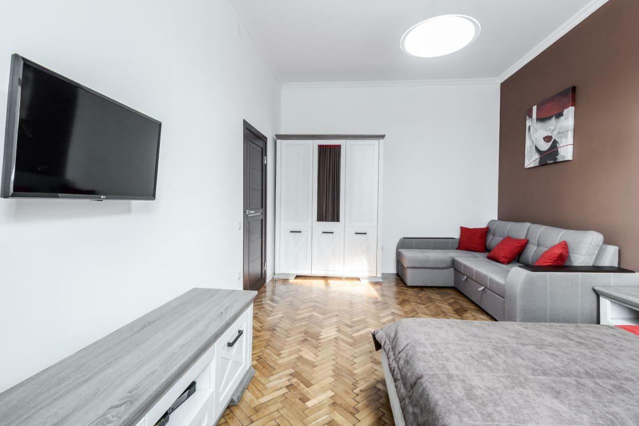 Inshiapartments On Liberty Avenue 2 Лвив Екстериор снимка
