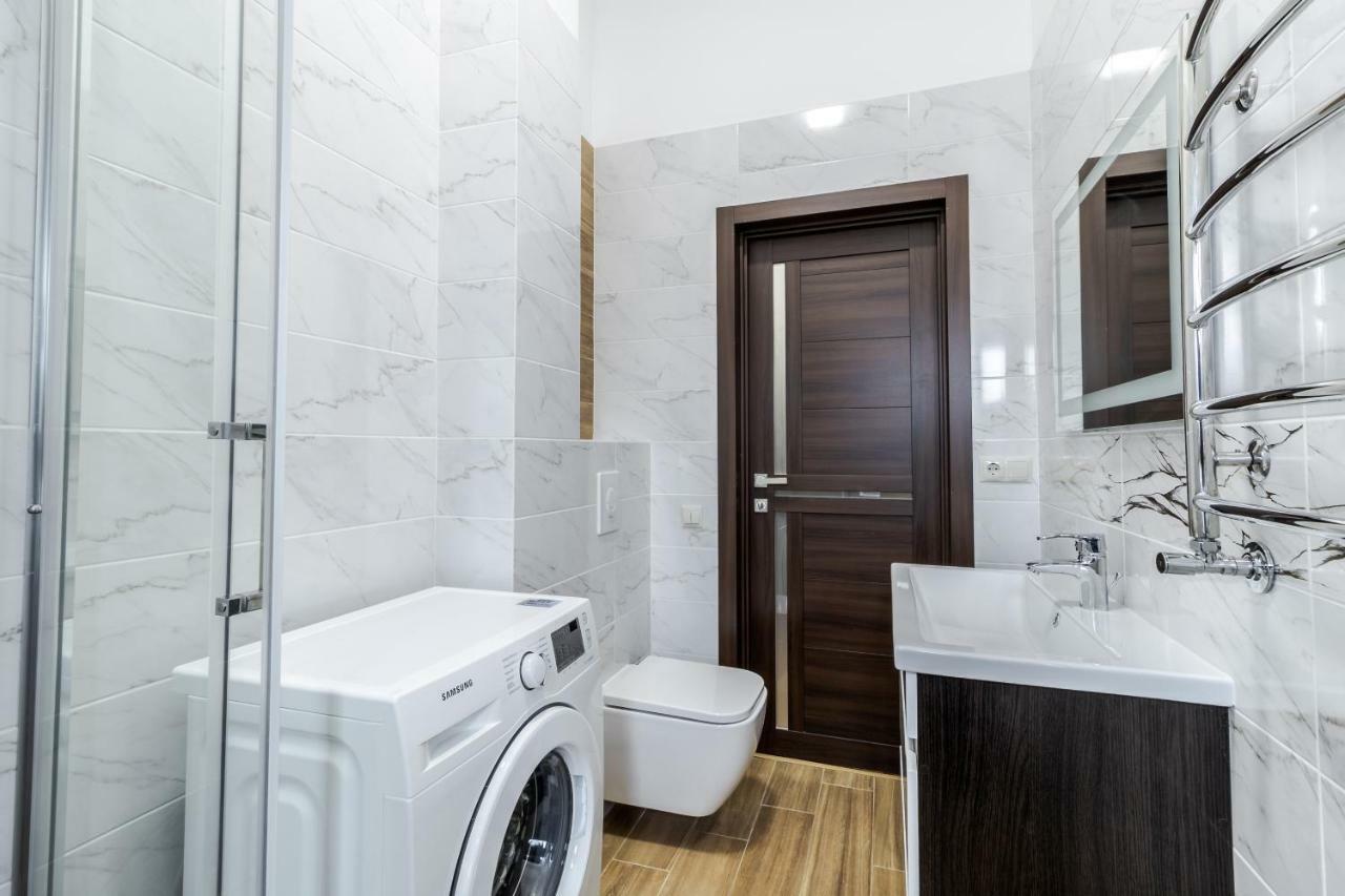Inshiapartments On Liberty Avenue 2 Лвив Екстериор снимка